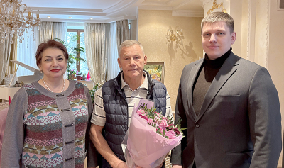 Депутаты поздравили почётного гражданина