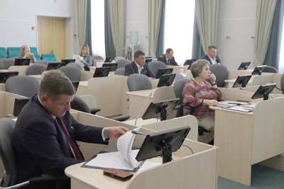 Депутатские комитеты приступили к подготовке очередной пятой сессии Думы